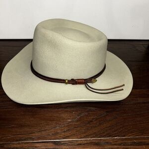 Australian Outback Collection Cream Fur Felt Hat Size 54, 6 3/4 Akubra Style